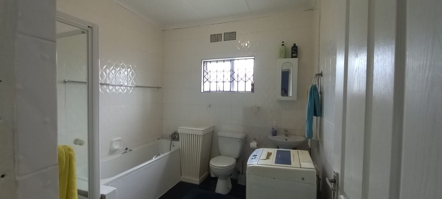 4 Bedroom Property for Sale in Amalinda Eastern Cape